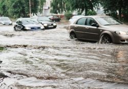 São Paulo inicia sequência de dias de muita chuva e elevado potencial de transtornos