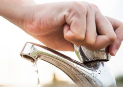 Temporada de alto consumo: ¿qué hacer para ahorrar agua en la casa?