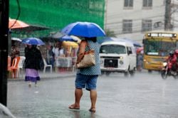 Aguaceros y riesgo de arrastres, extrema precauciones si estas de vacaciones