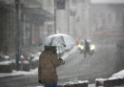 Snow, ice and weather warnings from Met Office for weekend