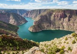 Un río en Estados Unidos desafió las leyes de la gravedad y la geología cree saber por qué