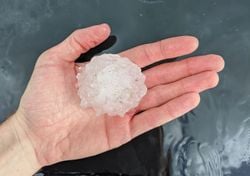 Unwetter-Wochenende in Deutschland: DWD - Warnstufe Rot! Tornados, Großhagel und Starkregen