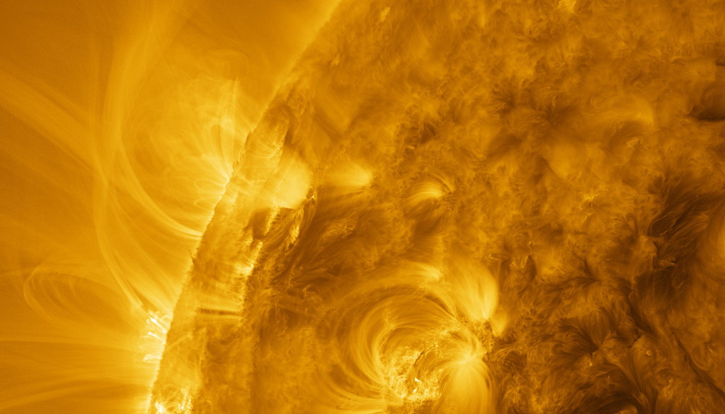 O Sol é uma enorme esfera de plasma turbulento e altamente dinâmico, com fenômenos que ainda não compreendemos completamente. Crédito: ESA O Sol é uma enorme esfera de plasma turbulento e altamente dinâmico, com fenômenos que ainda não compreendemos completamente. Crédito: ESA