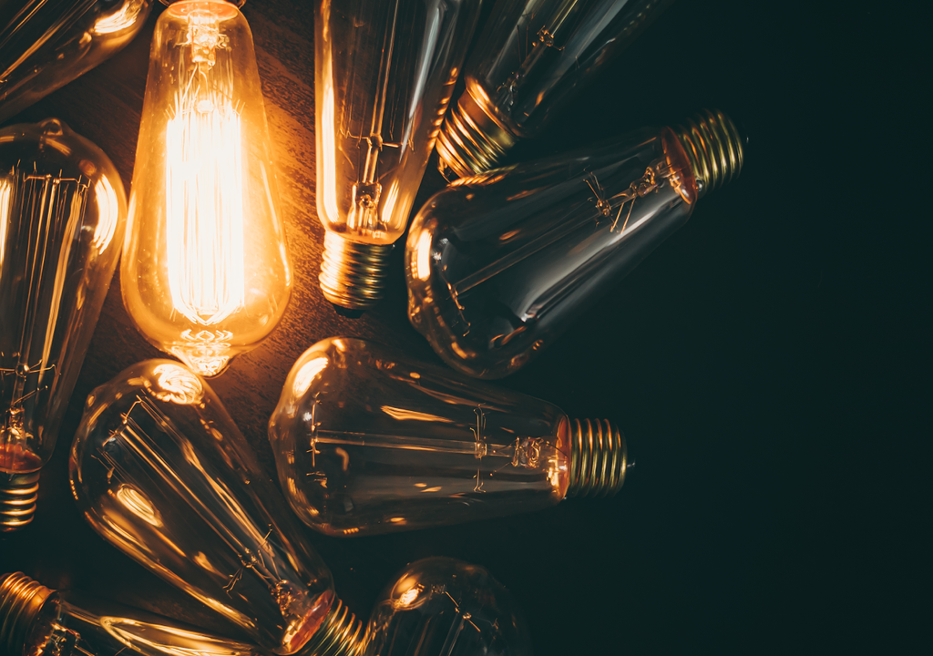 Sabias que o preço da luz é frequentemente ditado pela última fonte a entrar no sistema? Geralmente é o gás natural, a fonte mais cara, que "puxa" o preço para cima.