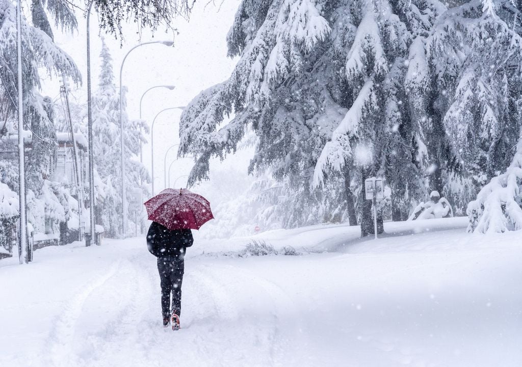 El modelo europeo avanza que el bloqueo en latitudes altas podría traer más frío, lluvia y nieve a buena parte de Europa en las próximas semanas, afectando esta situación también a España.