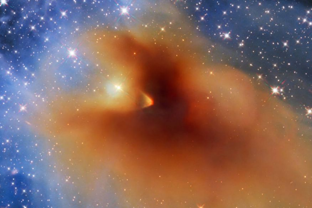 Essas moléculas podem surgir em nuvens de gás e poeira interestelares, que mais tarde dão origem a estrelas e planetas já enriquecidos quimicamente. Crédito: NASA/Hubble