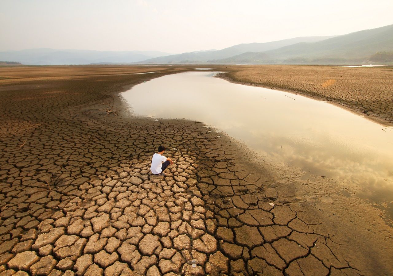 Por El Niño, esta primavera de 2024 está siendo más seca de lo normal, manteniendo sequía.
