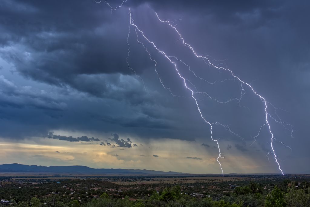 desert thunderstorm