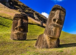 Ancestral monuments: Science is unable to explain how they were built!