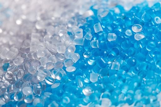 Moringa e micropl&aacute;sticos: a semente que pode refor&ccedil;ar a limpeza da &aacute;gua