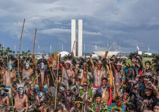 Movimento ind&iacute;gena entrega documento ao governo pedindo o fim da explora&ccedil;&atilde;o de petr&oacute;leo e g&aacute;s no Brasil