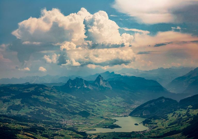 Científicos descubren que las montañas vibran como rascacielos Científicos descubren que las montañas vibran como rascacielos