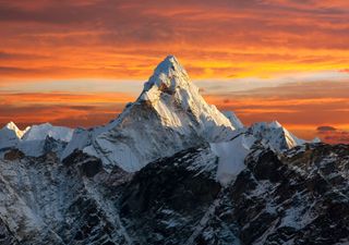 Mt. Everest's highest glacier losing decades' worth of ice each year