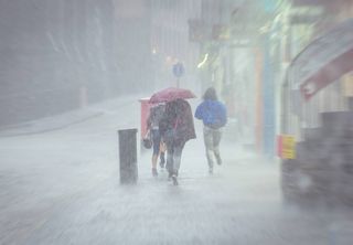 Mudan&ccedil;a do tempo para SP est&aacute; confirmada: alerta de temporais e queda nas temperaturas