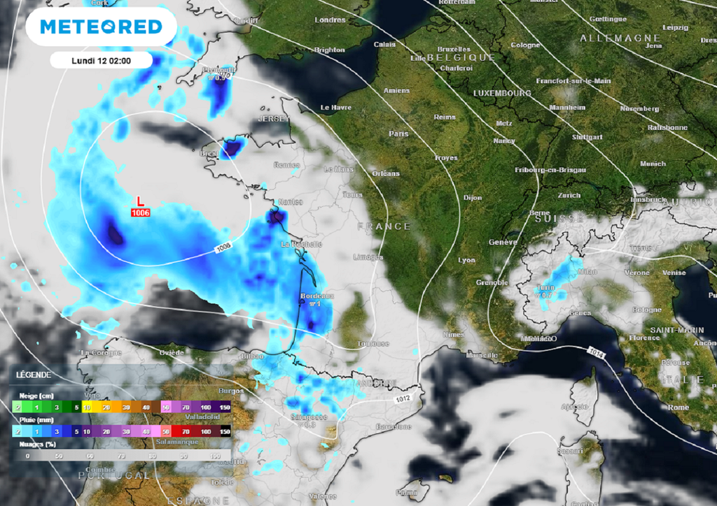Avec la goutte froide positionnée à l'ouest immédiat de France, l'instabilité orageuse va se renforcer à partir du week-end.