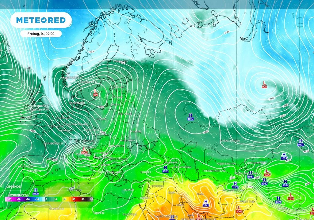 Temperatur, 850 hPa Bild 1: Die Temperaturen in 1.5 km Höhe zeigen den Eintrag von kalter Polarluft in Deutschland. Auch in den Alpenregionen sinken die Temperaturen knapp unter die 0°C-Linie.