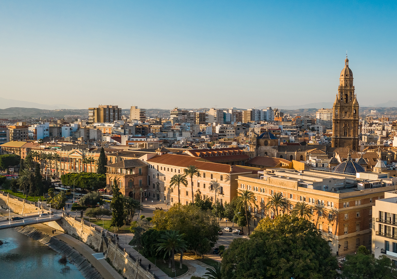 Murcia respiró aire de calidad regular, desfavorable o muy desfavorable durante más de la mitad de 2025