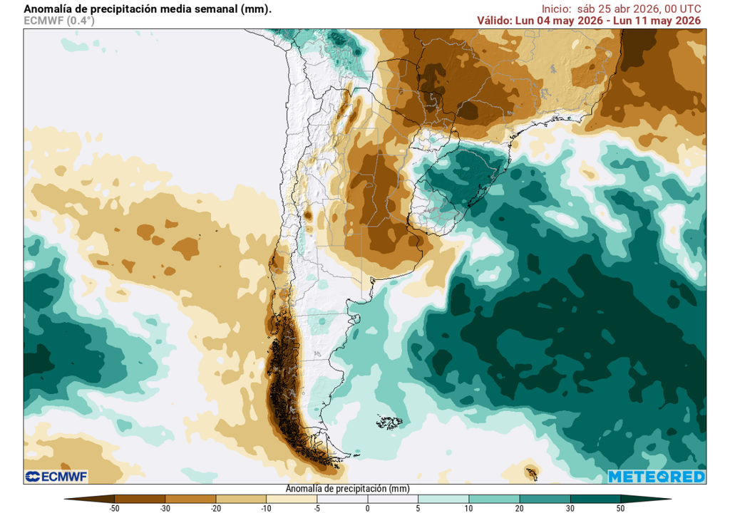 Anomalía de precipitación (mm) para la semana del 04 de mayo 2026. Sobre los valores climatológicos normales (tonos verde), bajo los valores climatológicos normales (tonos marrón) y en torno a los valores climatológicos normales (color blanco).