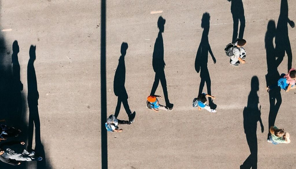 Die meisten archaische Gene waren einst überlebenswichtig, um sich an neue Nahrung und Krankheitserreger anzupassen. Die meisten archaische Gene waren einst überlebenswichtig, um sich an neue Nahrung und Krankheitserreger anzupassen. Bild: Tom Barrett/Unsplash