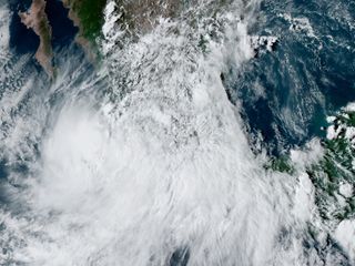 Narda seguirá generando lluvias importantes en México