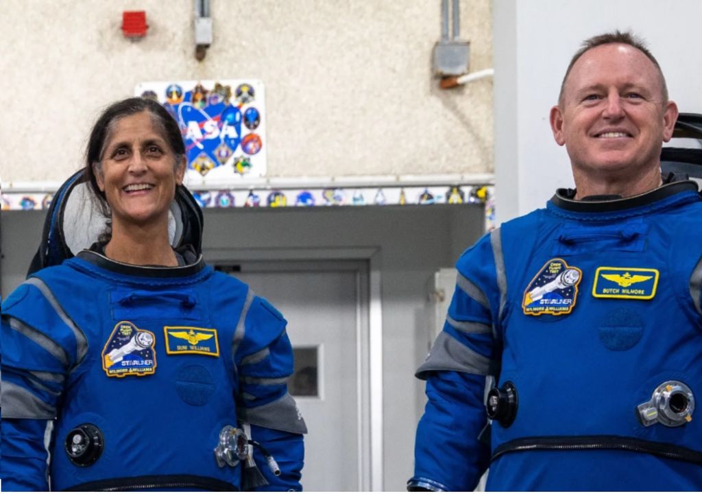 Los astronautas Suni Williams y Barry “Butch” Wilmore, de la NASA