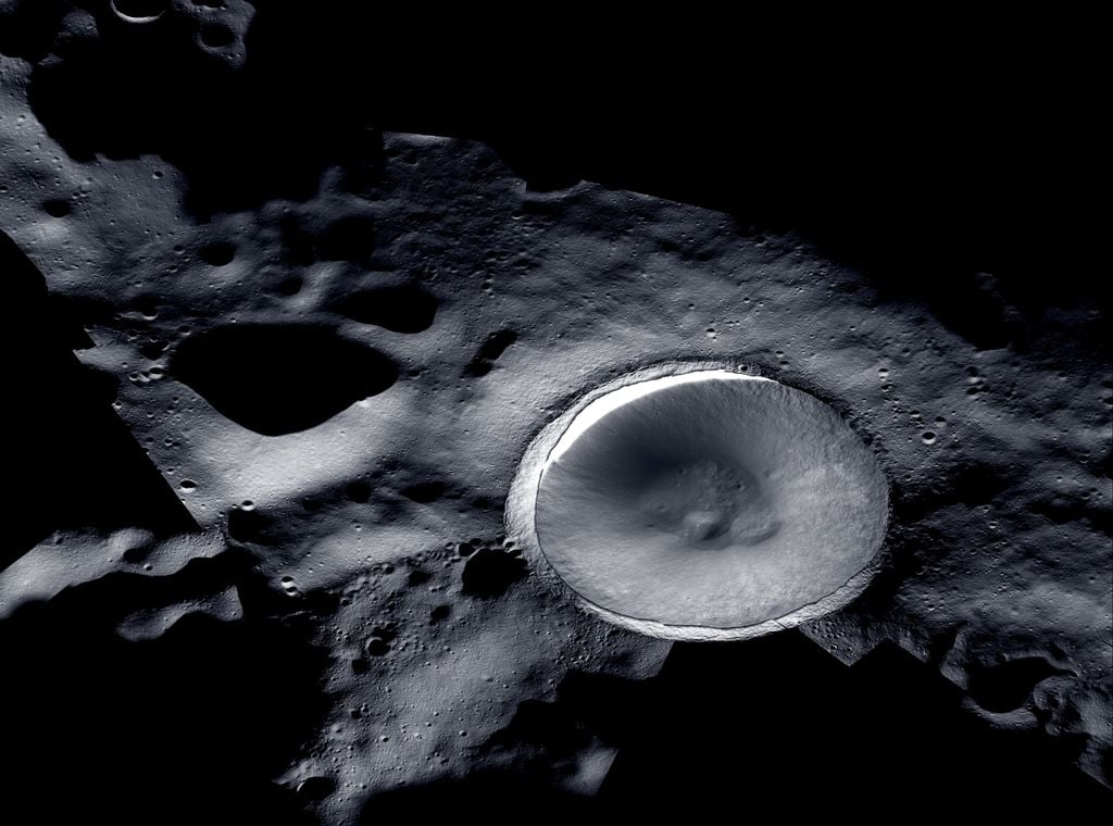 Cráter Shackleton en la Luna