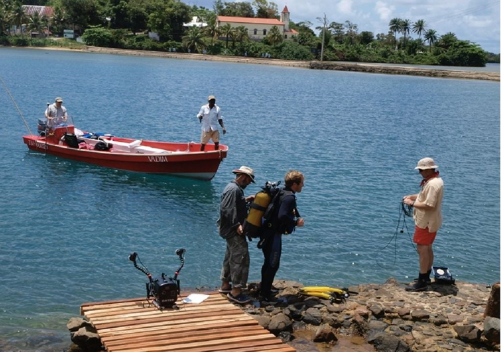 A equipa de arqueólogos, em Madagáscar, na expedição que encontrou a nau Nossa Senhora do Cabo A equipa de arqueólogos, em Madagáscar, na expedição que encontrou a nau Nossa Senhora do Cabo