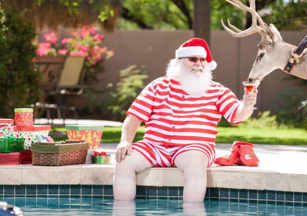 Papá Noel en piscina
