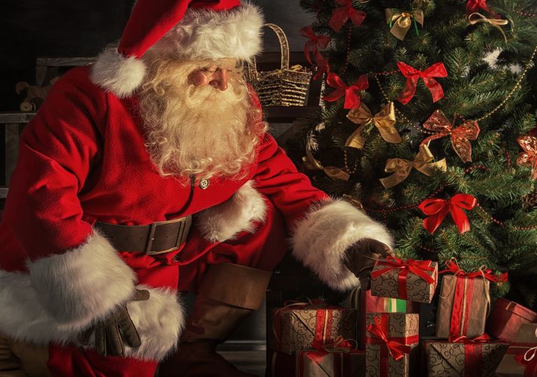 Papai noel: qual presente que você quer no natal? eu: quero