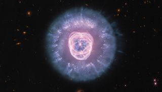 Nebulosa do Le&atilde;o: a NASA capta, com detalhes in��ditos, a agonia da morte de uma estrela