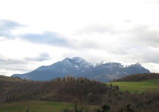 Nel cuore dell’Appennino centrale si trova la montagna più mistica d’Italia, questo luogo incanta tanti escursionisti