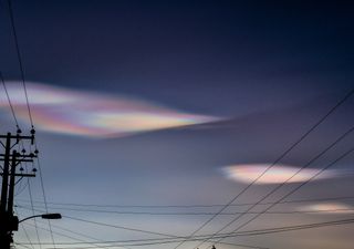 Inusuales nubes nacaradas se dejaron ver en la Patagonia