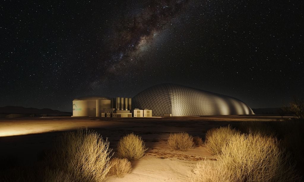 Auch bei Nacht imposant: der Batteriespeicher von Energy Dome