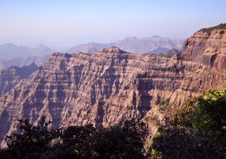 Neue Studie zeigt: Vulkanische Mega-Eruptionen prägten das Klima vor dem Aussterben der Dinosaurier