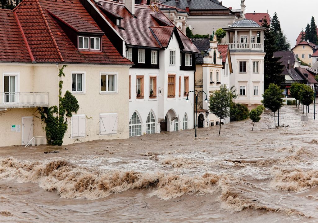 UnwetterWetter Land unter im Norden und Nordosten