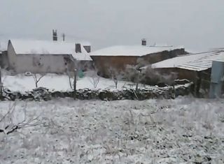 Neve “pinta” de branco a região de Trás-os-Montes: veja as imagens!