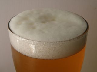 Niebla y cerveza: cosas que tienen en común