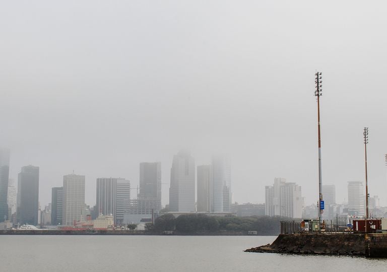 Nieblas, humedad y tardes m&aacute;s agradables: as&iacute; seguir&aacute; el tiempo en el AMBA hasta el domingo 31 de mayo