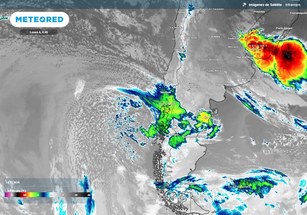 imagen satelital mostrando el desarrollo de un sistema frontal imagen satelital mostrando el desarrollo de un sistema frontal