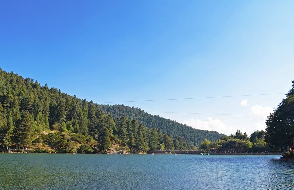 Presa La Estanzuela, es uno de los lugares esenciales para visitar en Mineral del Chico. Cortesía Mineral del Chico