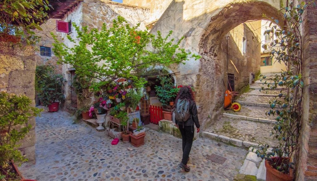 Calcata Vecchia centro Uno pittoresco angolo del centro storico di Calcata Vecchia