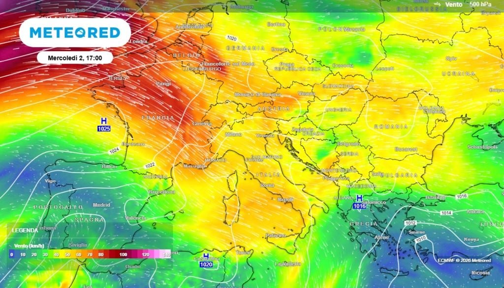 Per la giornata di domani, 1° settembre, non avremo una vera e propria perturbazione, ma un graduale cedimento della stabilità al Nord sotto la spinta di correnti più umide e fresche di matrice atlantica che transiteranno in quota. ECMWF MeteoRed