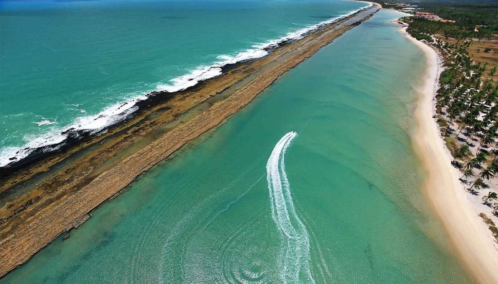 A bela Praia de Muro Alto, em Ipojuca, Pernambuco. Crédito: Divulgação.