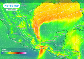 "Nortazo" con vientos de hasta 100 km/h y lluvias muy fuertes afectarán México por el frente frío número 11