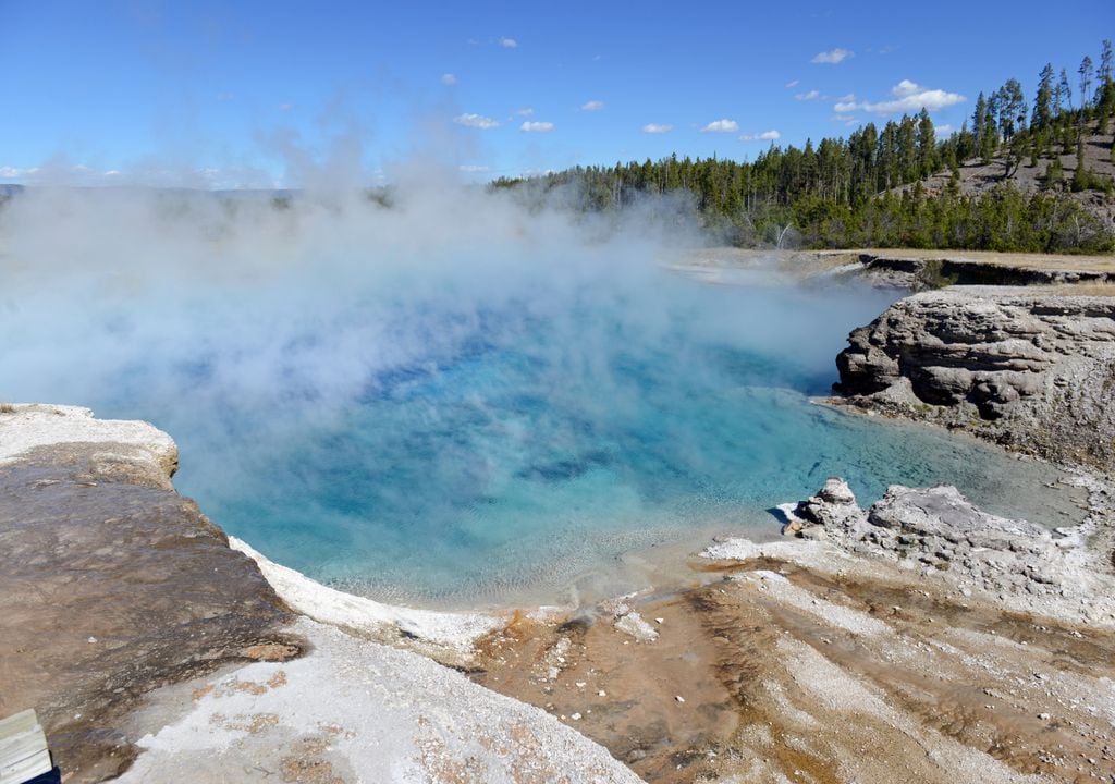 Thermal fountain or spring.