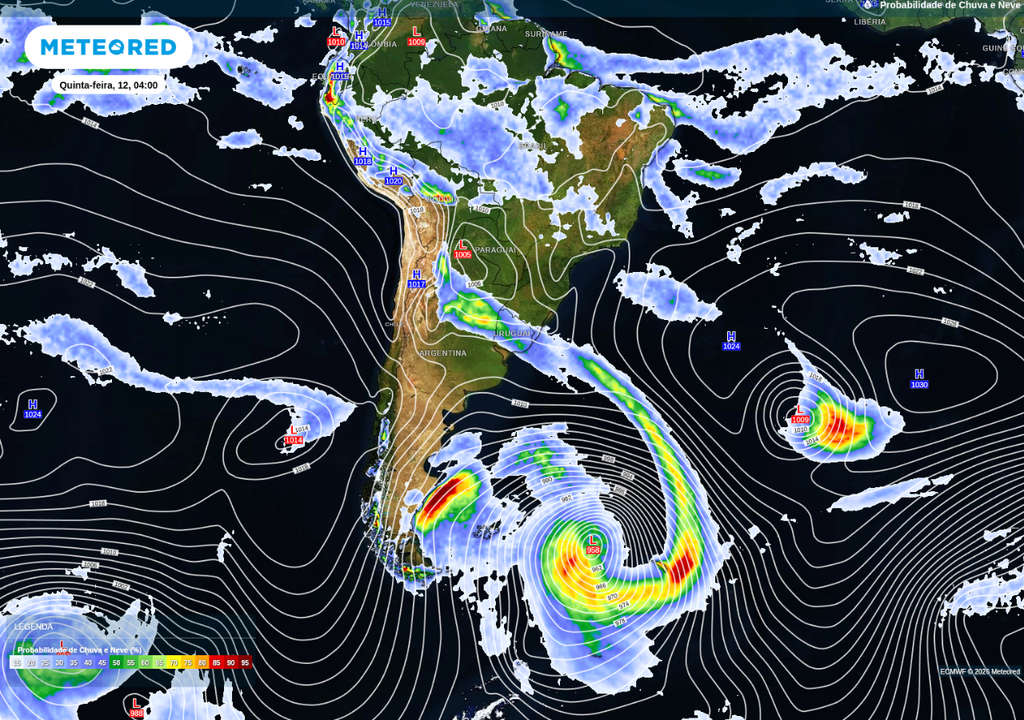 Previsão de probabilidade de chuva nesta quinta-feira (12), destacando entrada de frente fria no Sul do Brasil, de acordo com o ECMWF.