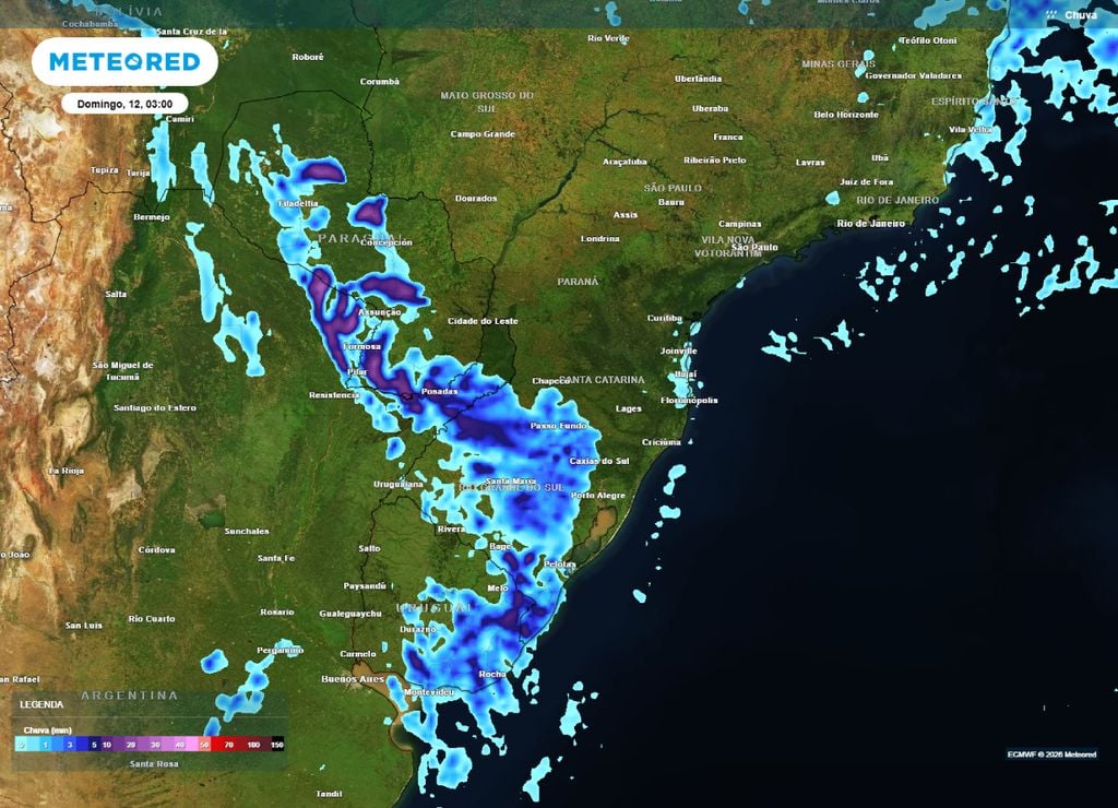 Previsão de chuva para a madrugada do domingo, 12 de abril.