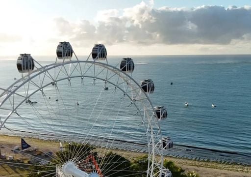 Nova roda‑gigante em Macei&oacute; inaugura espa&ccedil;o gastron&ocirc;mico e vista panor&acirc;mica da cidade