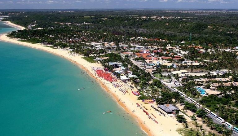Nova taxa em Porto Seguro vai custar at&eacute; R$ 90 por dia para ve&iacute;culos de fora; saiba quem paga