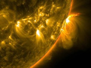 Novedades astronómicas: en el Sol también "llueve"